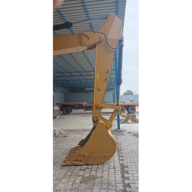 2025 Caterpillar 323D3-41034863
