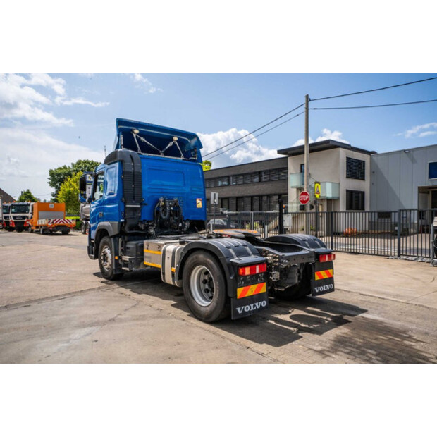 2018 فولفو FMX 410-41035538