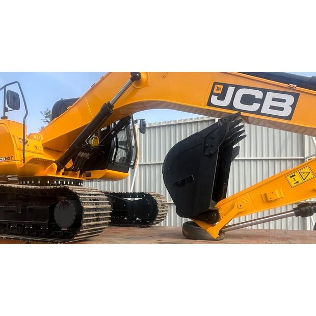 2025 JCB 225-41035628