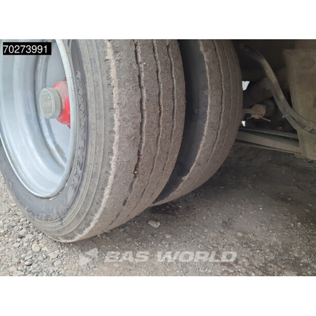 1996 بروشيس OTHERS-41035953