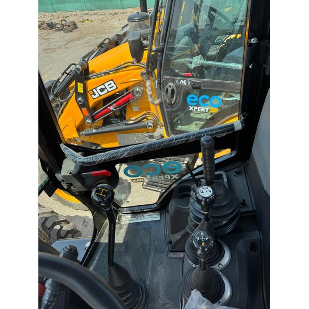 2025 JCB 3DX-41036242