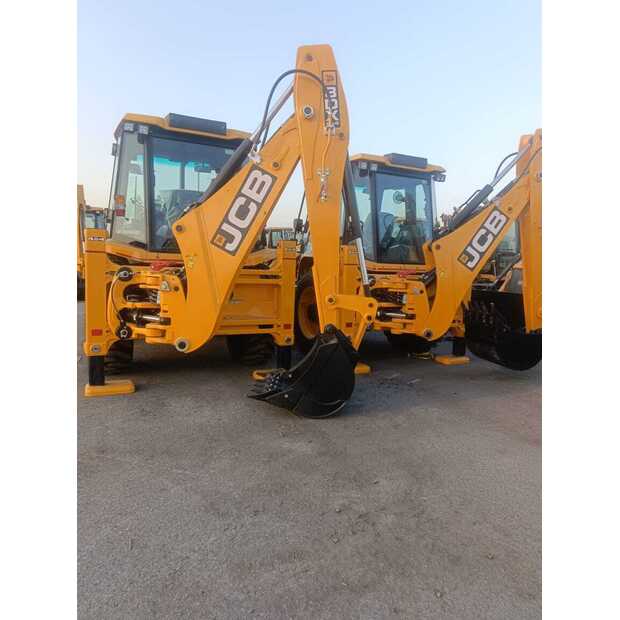 2025 JCB 3DX-41036250
