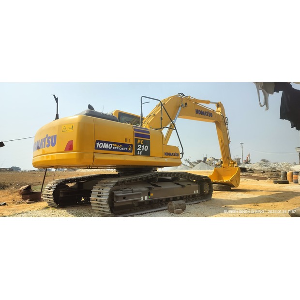 2025 Komatsu PC210-41037026