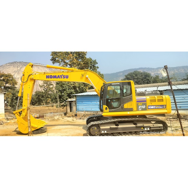 2025 Komatsu PC210-41037027