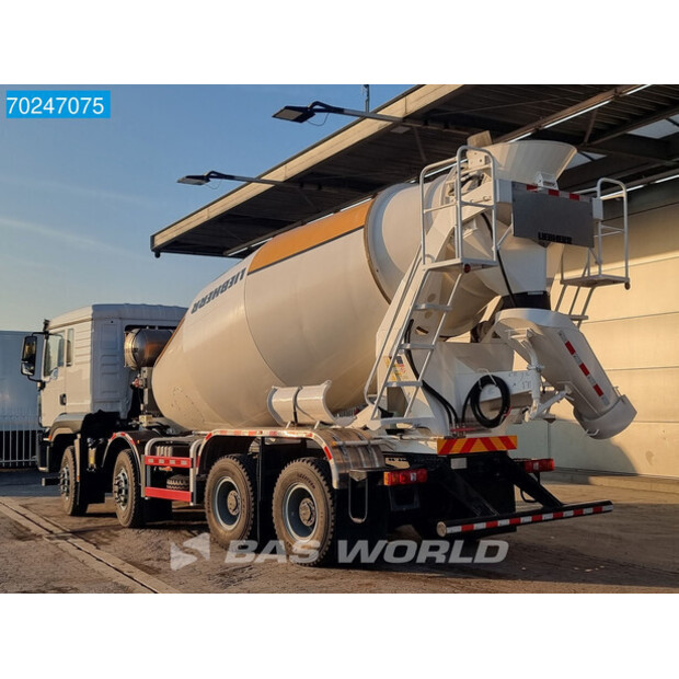 2025 SHACMAN M3000-41051082