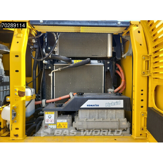 2016 Komatsu HB215LC-2-41051244