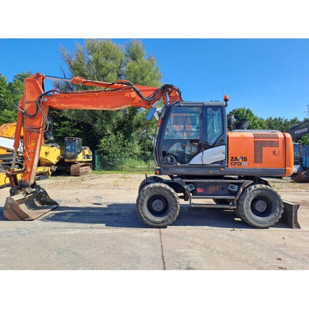 2016 Hitachi ZX170W-5B-41051945