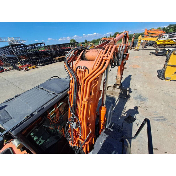 2016 Hitachi ZX170W-5B-41051969