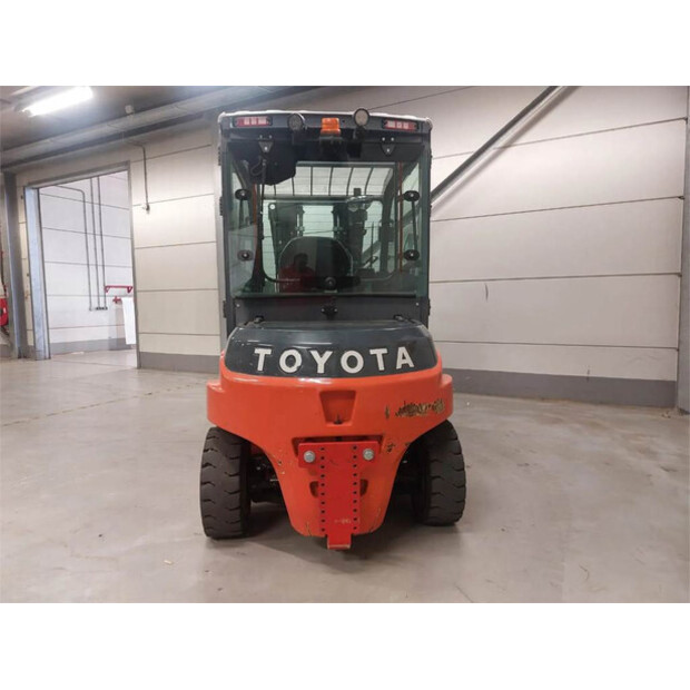2021 Toyota 8FBMT50-41052171