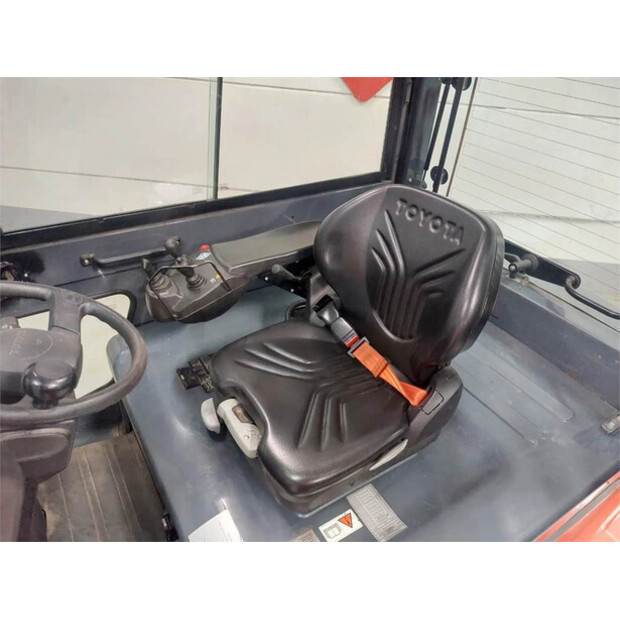 2021 Toyota 8FBMT50-41052175