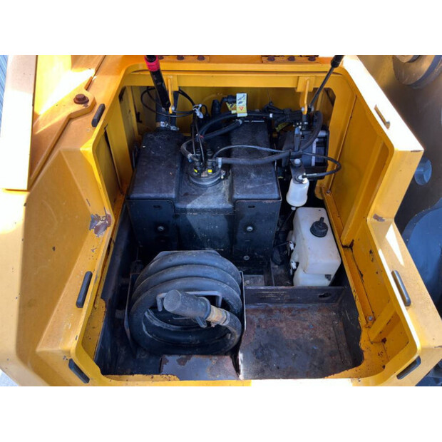 2015 فولفو EC250EL-41052402