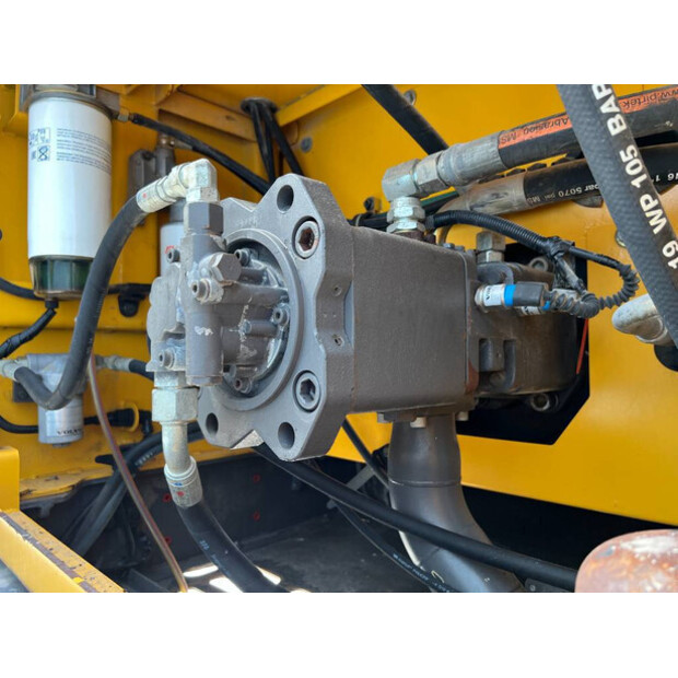 2015 فولفو EC250EL-41052415