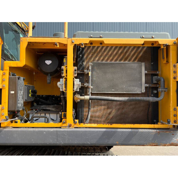 2015 فولفو EC250EL-41052417