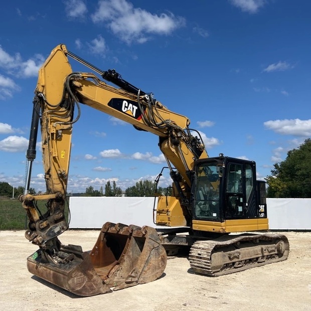 2018 Caterpillar 325FLCR-41065633