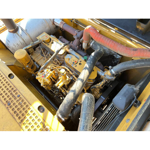 2005 كاتربيلر 320CL-41077704