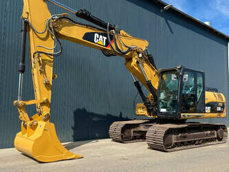 Image de 2010 Caterpillar 323D LN