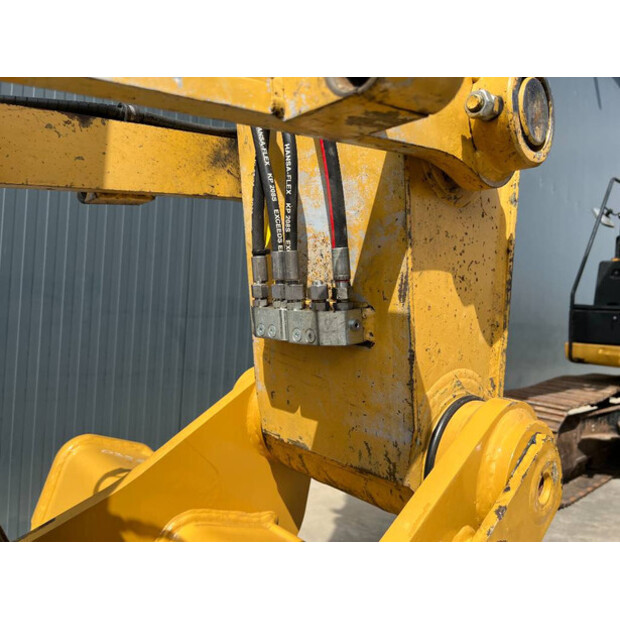 2016 Caterpillar 323EL VA-41077845