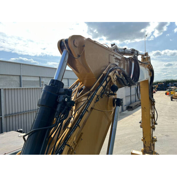 2016 Caterpillar 323EL VA-41077854