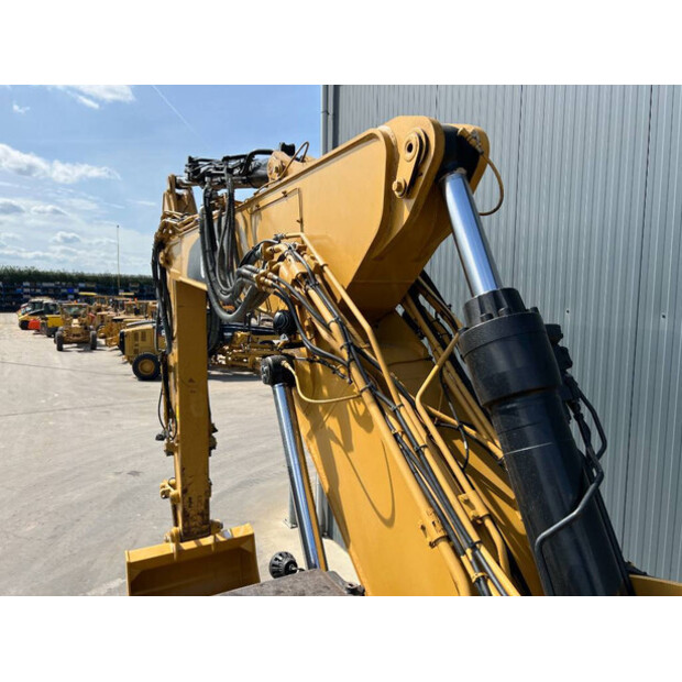 2016 Caterpillar 323EL VA-41077855