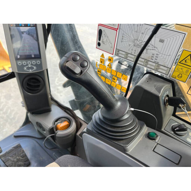 2016 Caterpillar 323EL VA-41077877