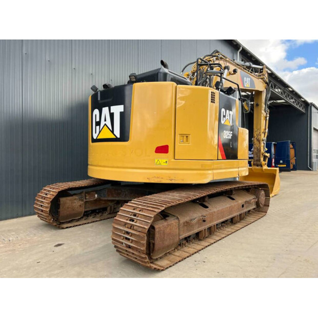 2018 Caterpillar 325FLCR-41077884