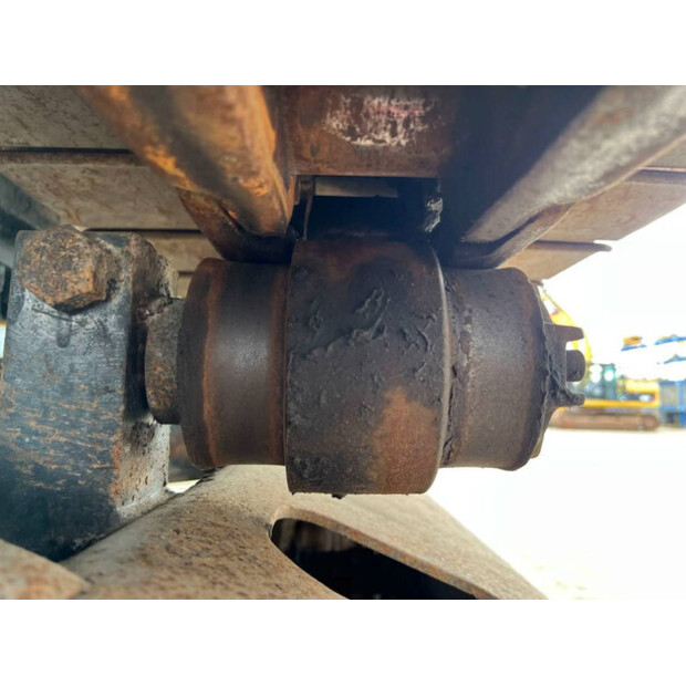 2018 Caterpillar 325FLCR-41077904