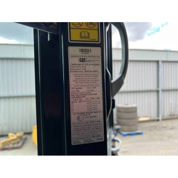 2018 Caterpillar 325FLCR-41077920