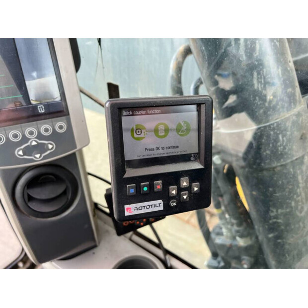 2018 Caterpillar 325FLCR-41077926