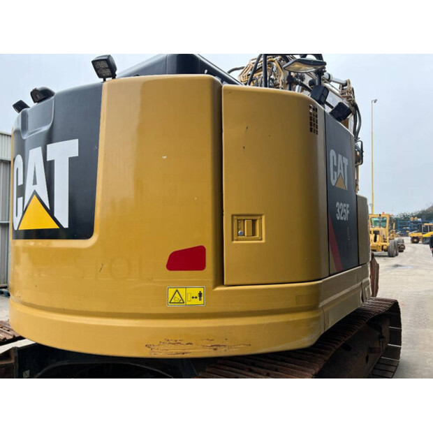 2018 Caterpillar 325FLCR-41077936