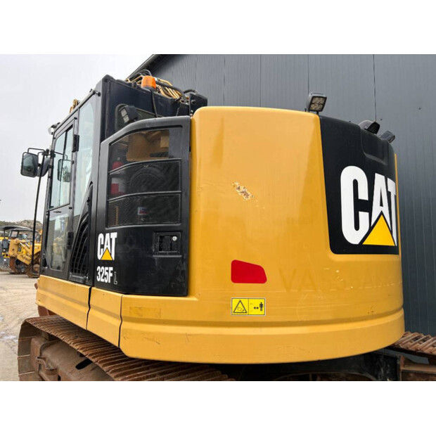 2018 Caterpillar 325FLCR-41077937