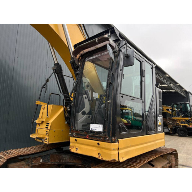 2018 Caterpillar 325FLCR-41077939
