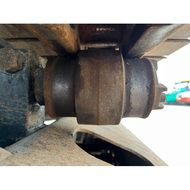2018 Caterpillar 325FLCR-41077963