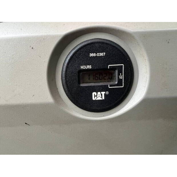 2018 Caterpillar 325FLCR-41077970