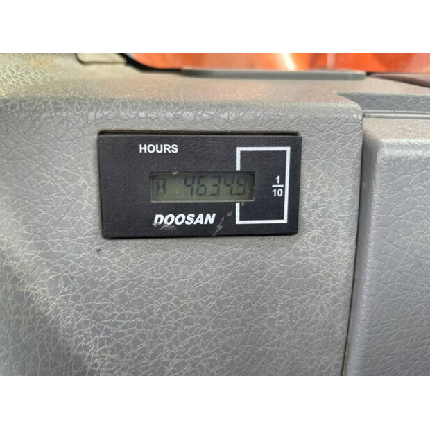 2012 دووسان DX235LCR-41078130