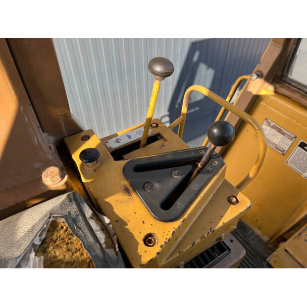 1986 Caterpillar 953-41078302