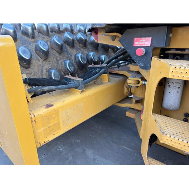 2011 كاتربيلر CP74-41079157
