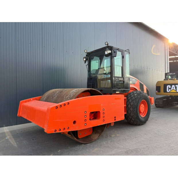 2011 كاتربيلر CS76 XT-41079243