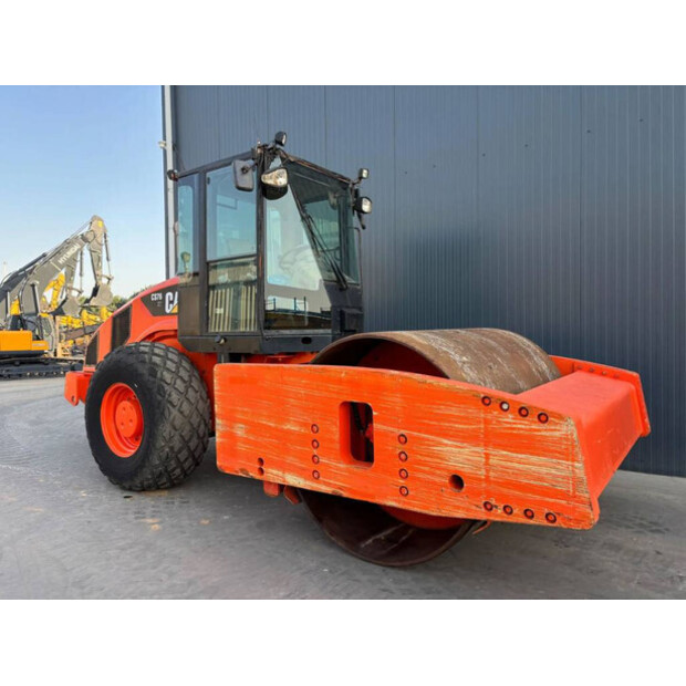 2011 كاتربيلر CS76 XT-41079245