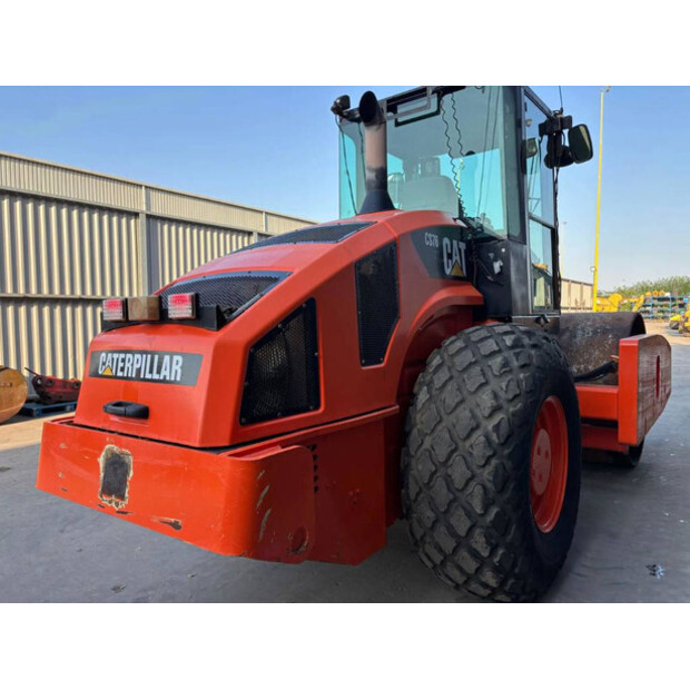 2011 كاتربيلر CS76 XT-41079253