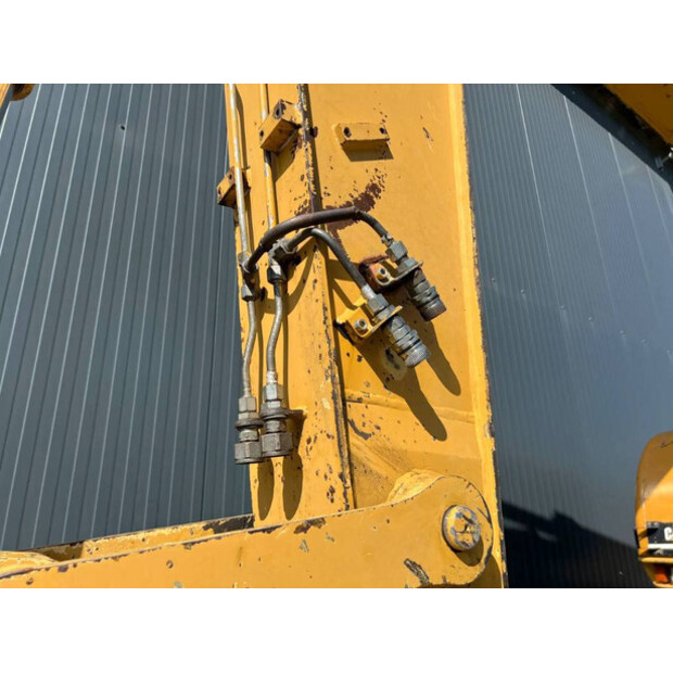 2004 Caterpillar M316C-41079662