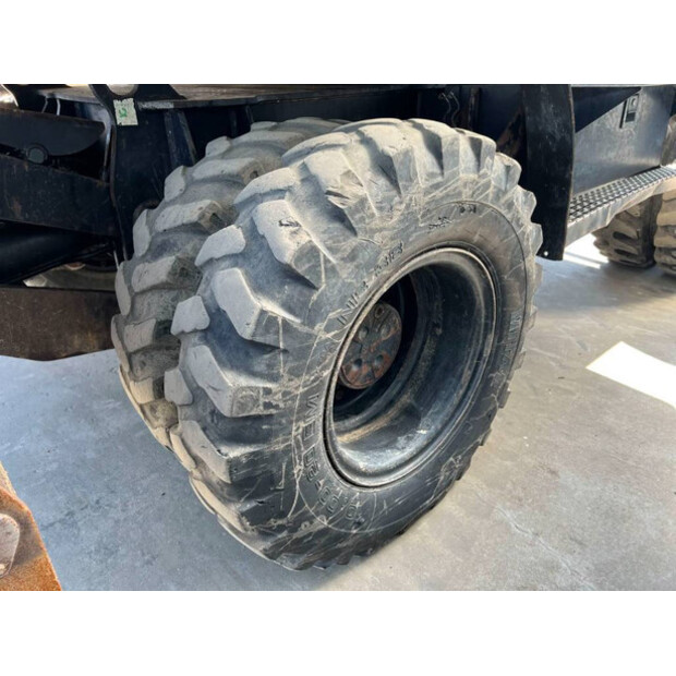 2004 Caterpillar M316C-41079666