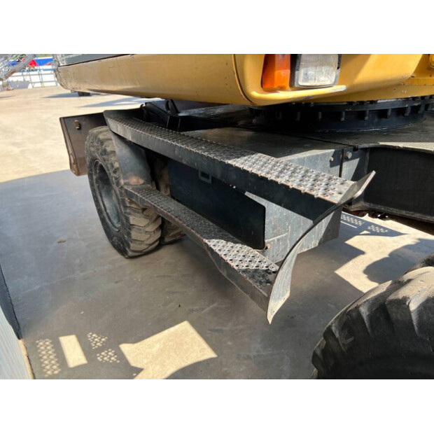 2004 Caterpillar M316C-41079668