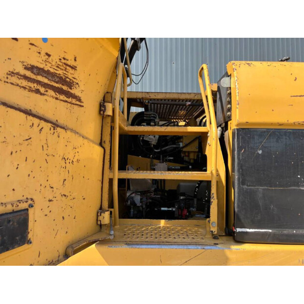 2004 Caterpillar M316C-41079670