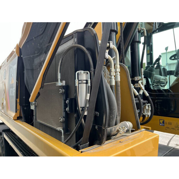 2015 Caterpillar M318F-41079718