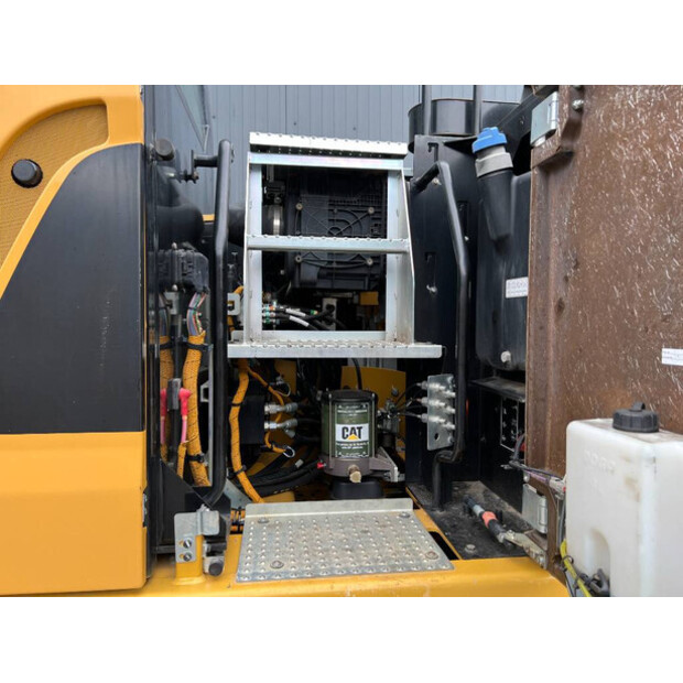 2015 Caterpillar M318F-41079721