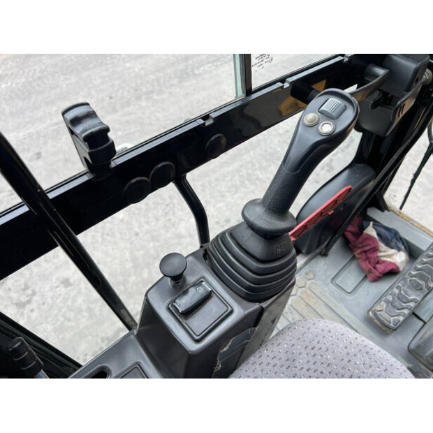 2015 Caterpillar M318F-41079742