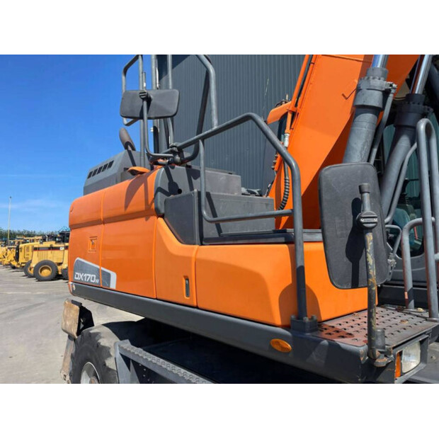 2015 Doosan DX170W-5-41079810