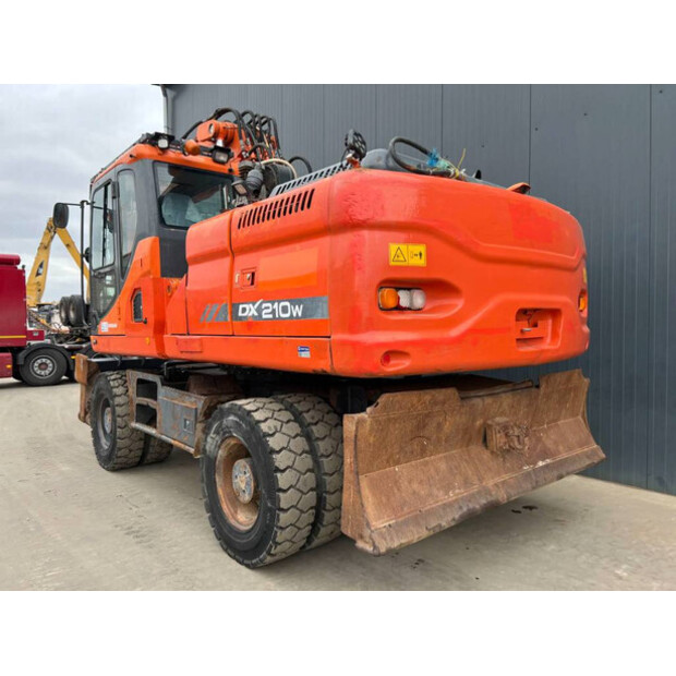 2014 Doosan DX210W-41079823