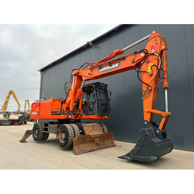 2014 Doosan DX210W-41079828