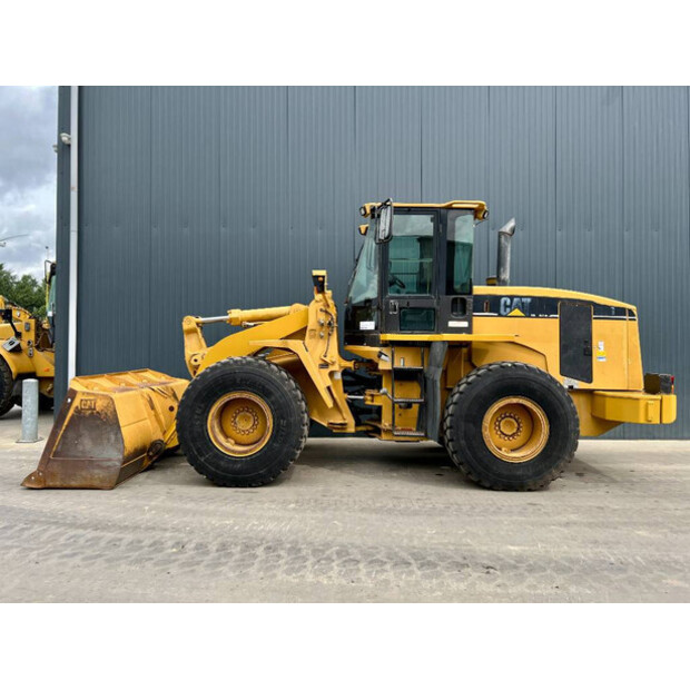 2002 كاتربيلر 938G-41080076
